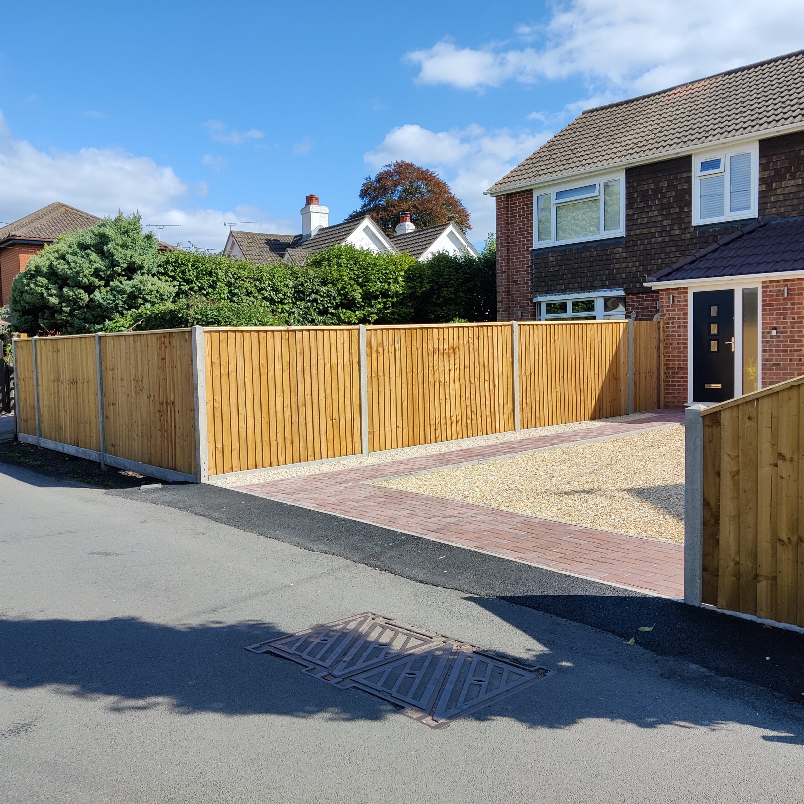 A level run of close-board fence panels in a Spalding garden
